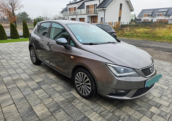 Seat Ibiza cena 15900 przebieg: 160000, rok produkcji 2016 z Września małe 67